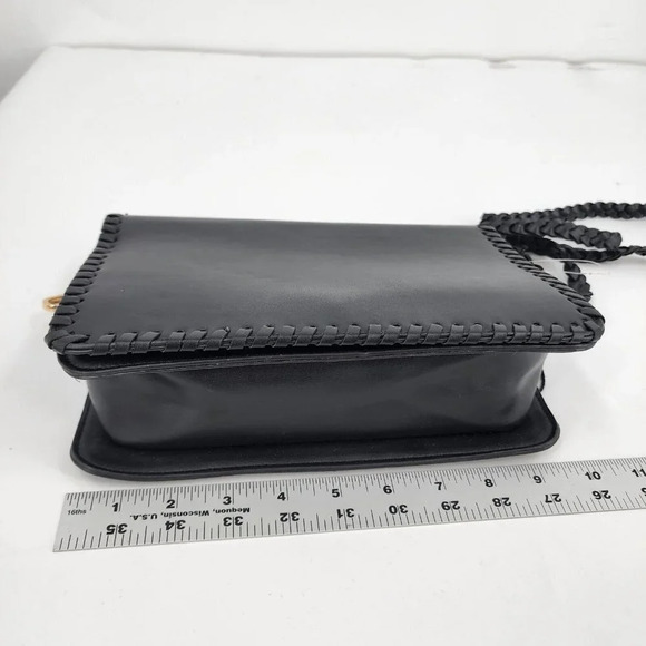 Moda Luxe Whip Stitch‎ Faux Leather Medium Cross Body NWT - Picture 7 of 9